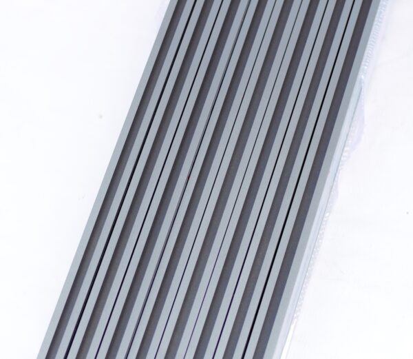 Flat leaf (Grey)